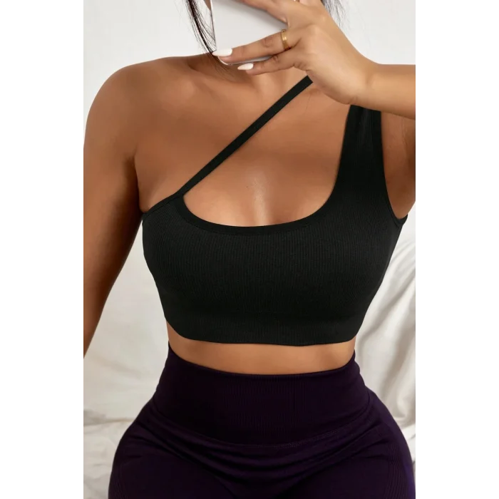 Kadın Siyah Tek Omuzlu Çapraz Askılı Crop Top Büstiyer – Modern ve Şık Tasarım