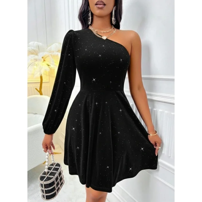 Kadın Tek Omuzdan Açık Uzun Kollu Taşlı Mini Elbise