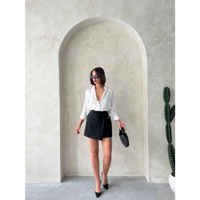 Kadın tokalı şort etek siyah s25449