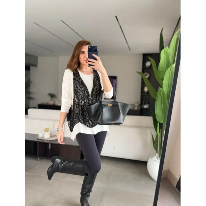 Kadın Uzun Kollu Asimetrik Kesim Bluz Ve Dantel Güpür Transparan Detay Fermuarlı Yelek Ikili Takım