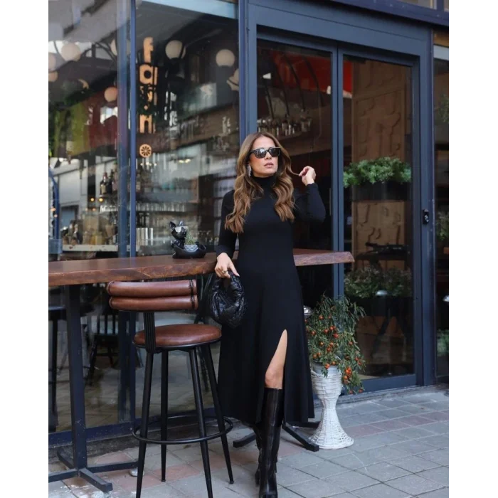 Kadın Uzun Kollu Balıkçı Yaka Derin Yırtmaç Detay Krep Elbise