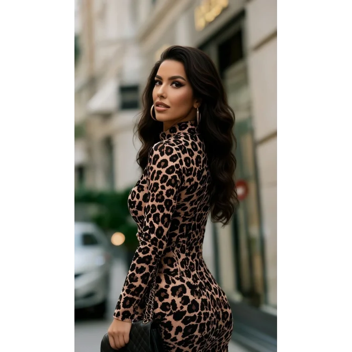 Kadın Uzun Kollu Balıkçı Yaka Leopar Desenli Midi Boy Elbise