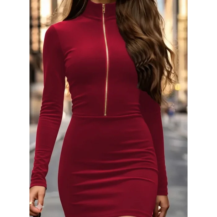 Kadın Uzun Kollu Balıkçı Yaka Yakadan Göğüse Kadar Fermuar Detaylı Mini Kadife Elbise