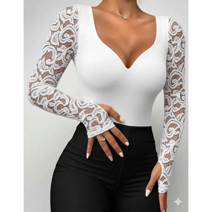 Kadın Uzun Kollu Dantelli Dekolte Detaylı Dalgıç Bluz