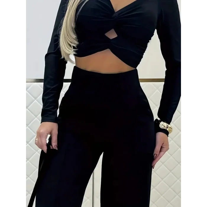 Kadın Uzun Kollu Göğüs Dekolteli Ithal Krep Bluz Ve Pantolon Ikili Takım