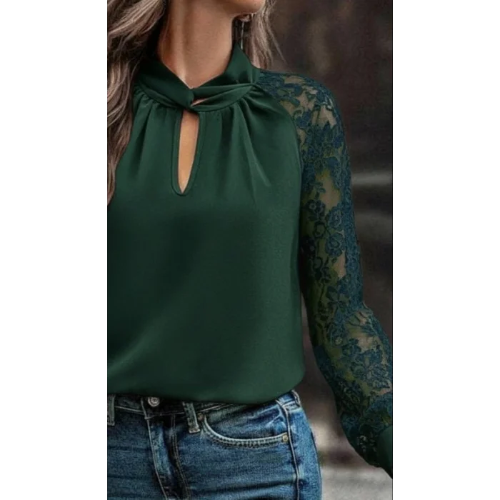 Kadın Uzun Kollu Göğüs Pencere Detay Yaka Boğazlı Kolları Tüllü Sandy Bluz