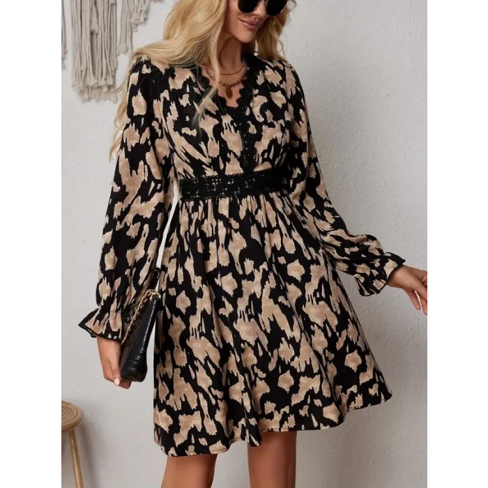 Kadın Uzun Kollu V Yakalı Dantel Detaylı Desenli Dalgıç Elbises