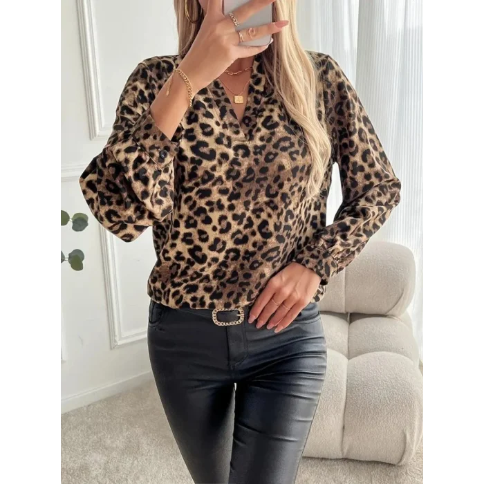 Kadın Uzun Kollu V Yakalı Modal Leopar Desenli Bluz