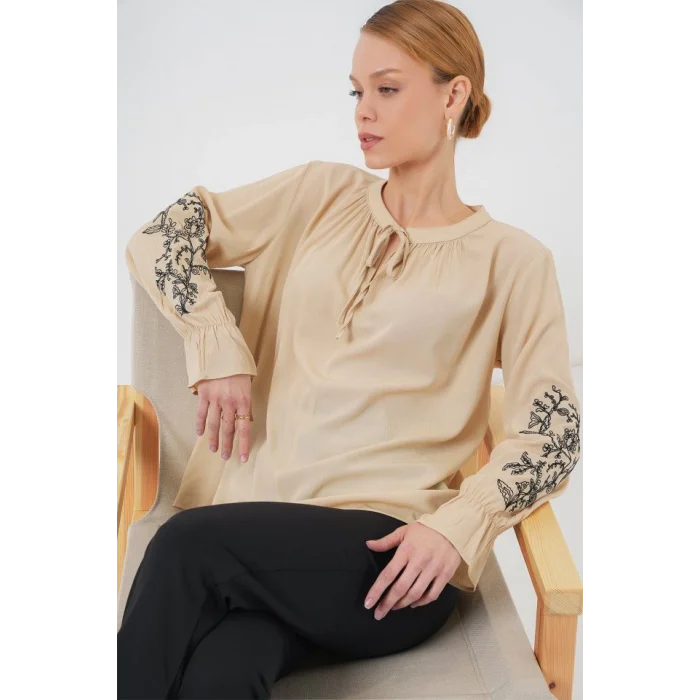Nakışlı Örme Bluz 941 - Bej