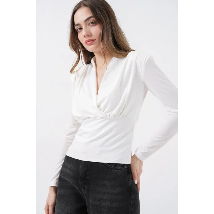 Omuz Vatkalı Kruvaze Yaka Bluz 942 - Beyaz