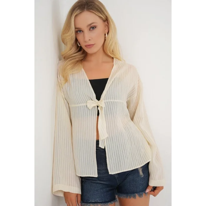 Önü Bağcıklı Bluz 952 - Krem