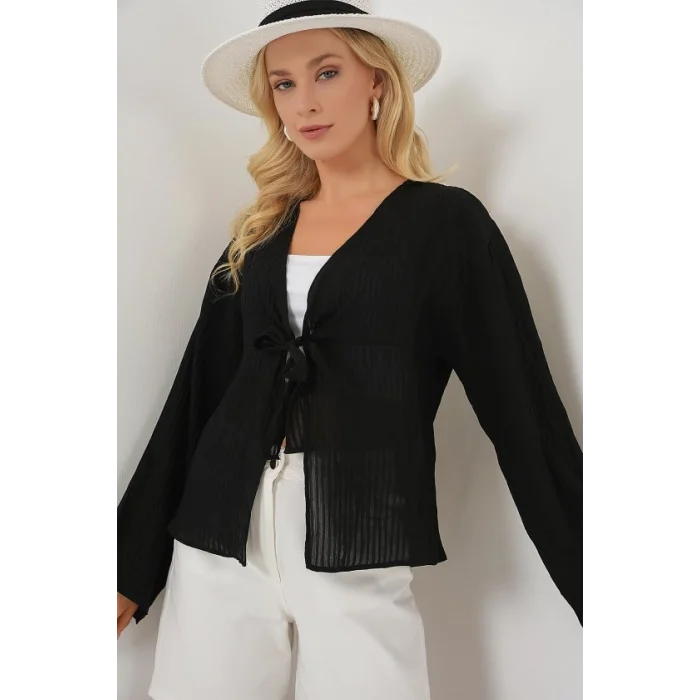 Önü Bağcıklı Bluz 952 - Siyah