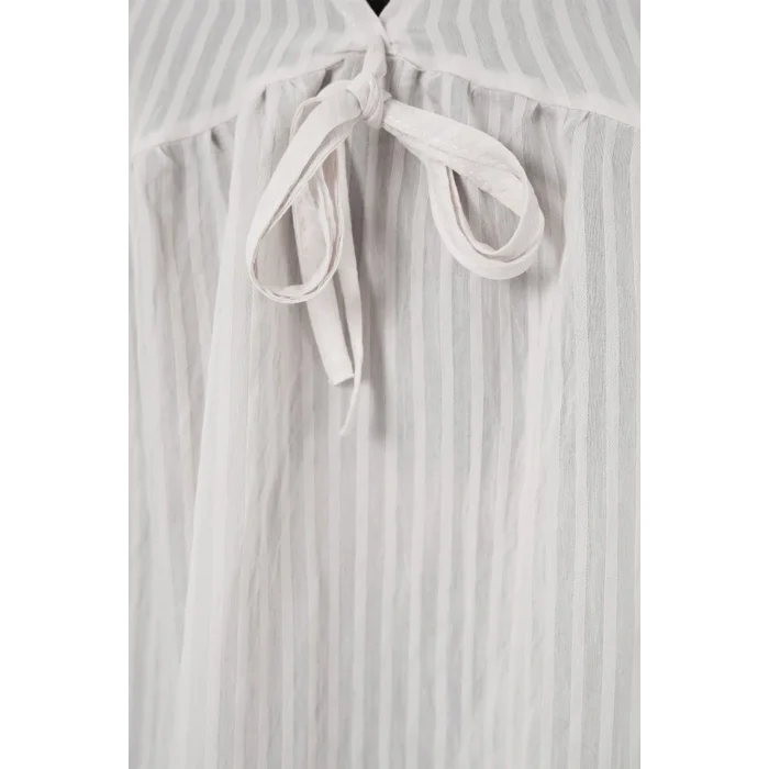 Önü Bağcıklı Uzun Kol Bluz 946 - Ekru