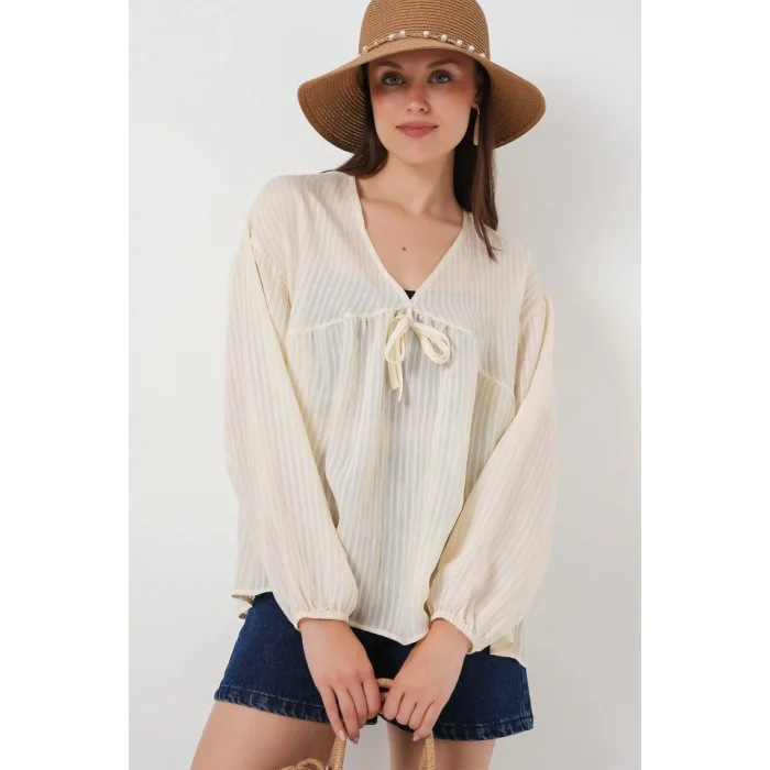 Önü Bağcıklı Uzun Kol Bluz 946 - Krem
