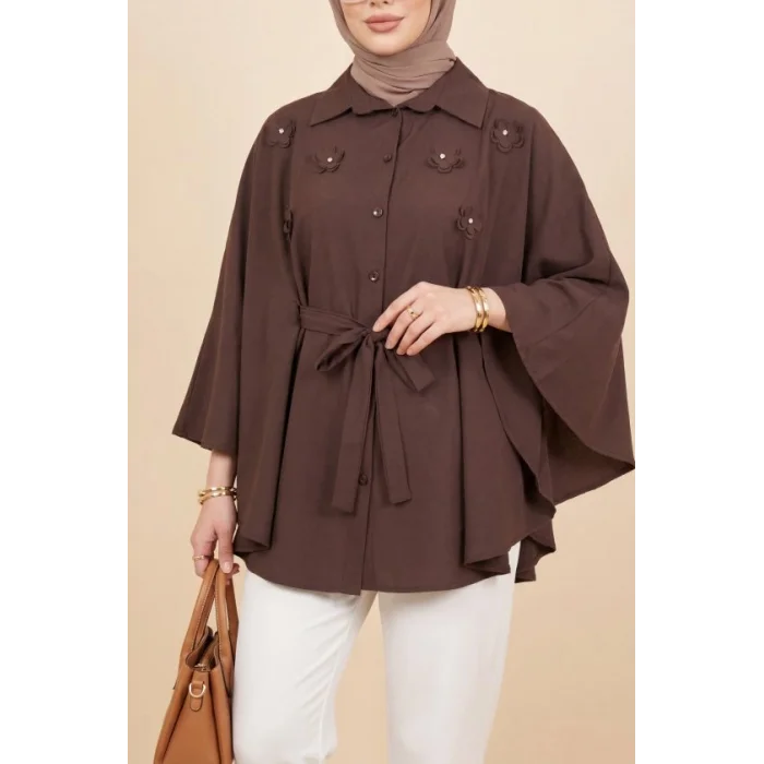 Önü Çiçek Detaylı Beli Bağcıklı Düğmeli Panço   -Kahve