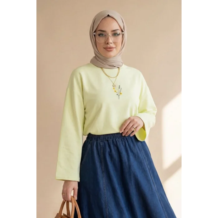 Önü Çiçek Nakışlı Yuvarlak Yaka Salaş Penye Tunik  -Açık Sarı