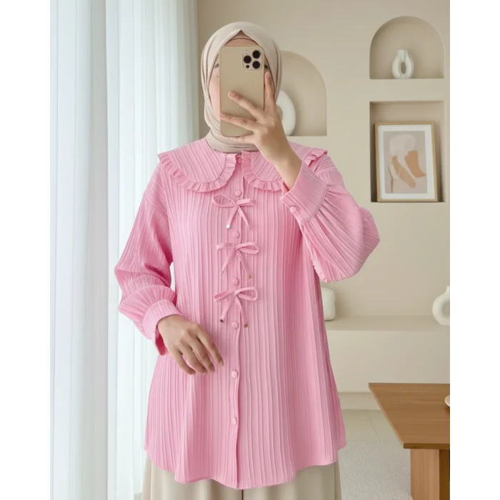 Önü Kurdele Detaylı Düğmeli Önlük Yaka Gömlek -Pembe