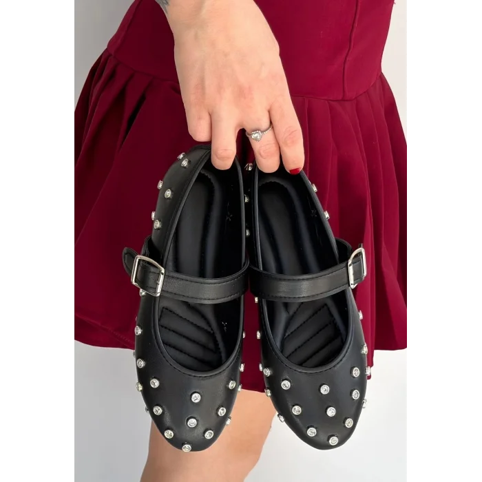 Ritta Siyah Cilt Kemerli Babet Ayakkabı