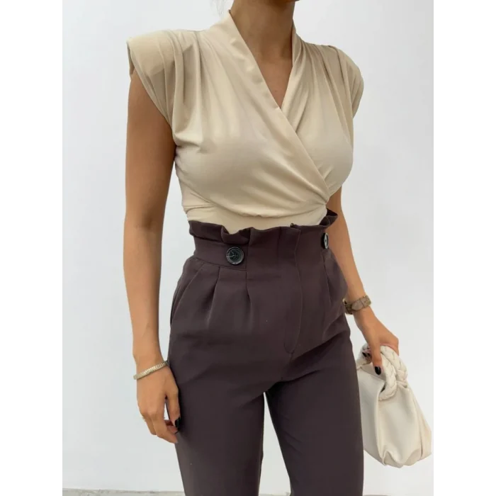 Sıfır Kol Vatkalı Kruvaze Model Sandy Bluz -Bej