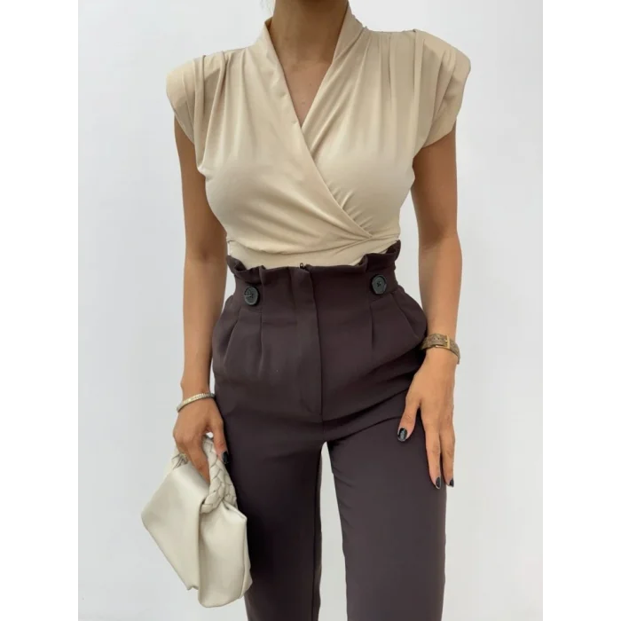 Sıfır Kol Vatkalı Kruvaze Model Sandy Bluz -Bej