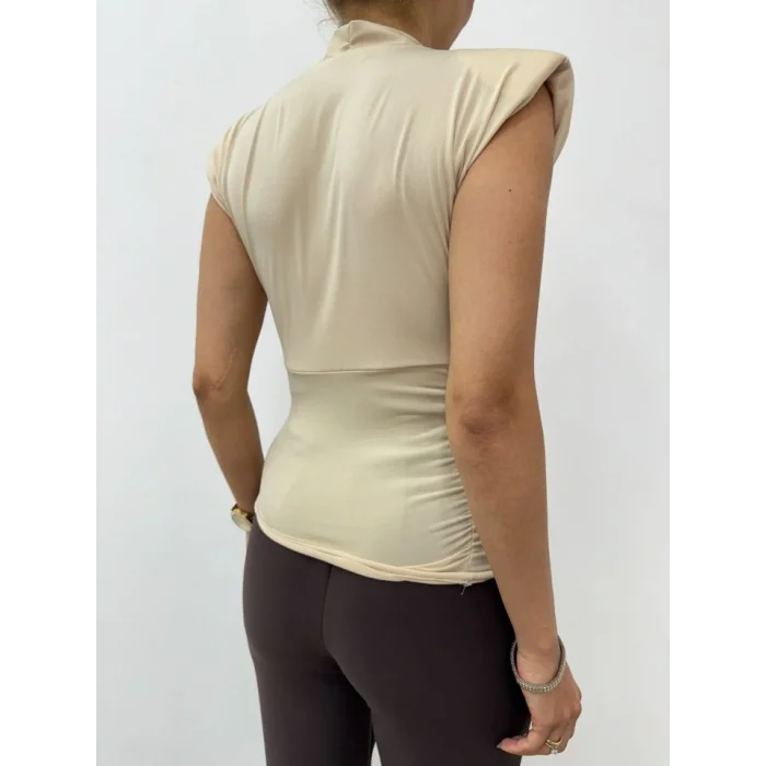 Sıfır Kol Vatkalı Kruvaze Model Sandy Bluz -Bej