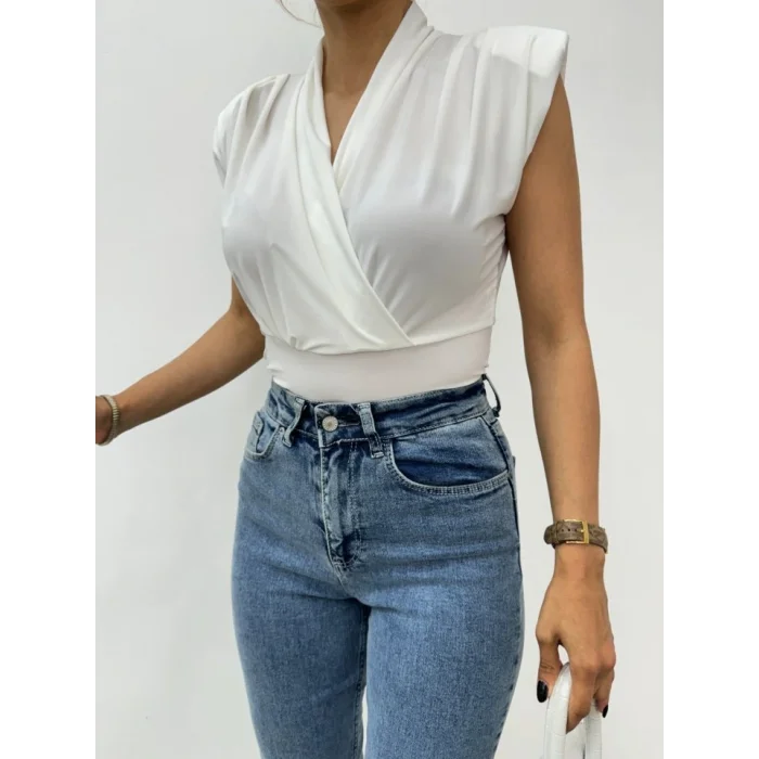 Sıfır Kol Vatkalı Kruvaze Model Sandy Bluz -Beyaz