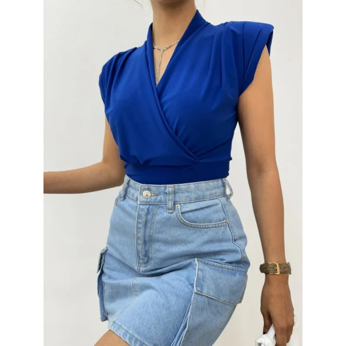 Sıfır Kol Vatkalı Kruvaze Model Sandy Bluz -Saks