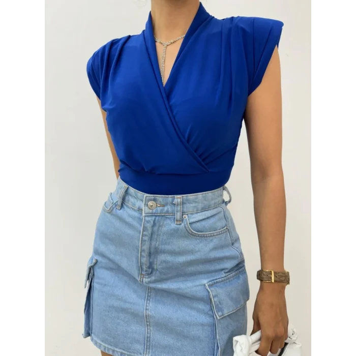 Sıfır Kol Vatkalı Kruvaze Model Sandy Bluz -Saks