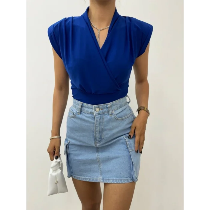 Sıfır Kol Vatkalı Kruvaze Model Sandy Bluz -Saks