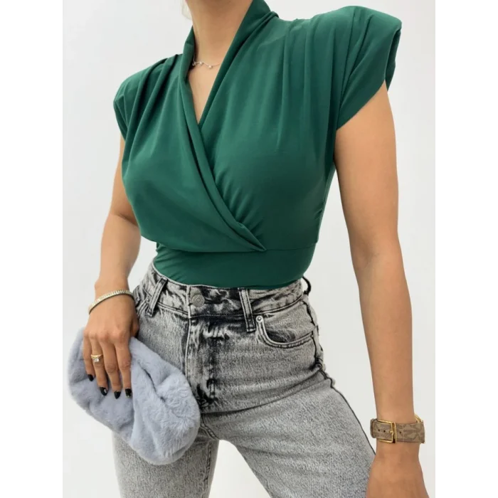 Sıfır Kol Vatkalı Kruvaze Model Sandy Bluz -Zümrüt