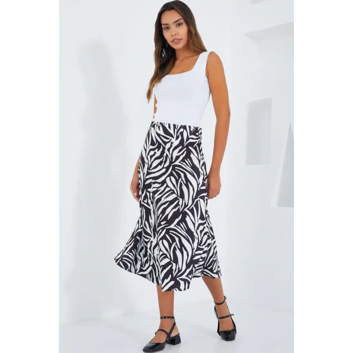 Siyah Beyaz Desenli Saten Etek 15806