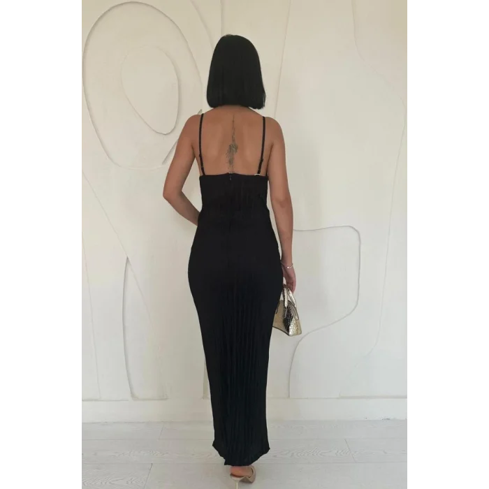 Siyah Piliseli Halter Boyun Elbise
