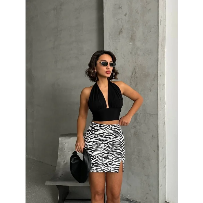 Tek yırtmaçlı zebra desenli deri etek beyazsiyah w24475-S