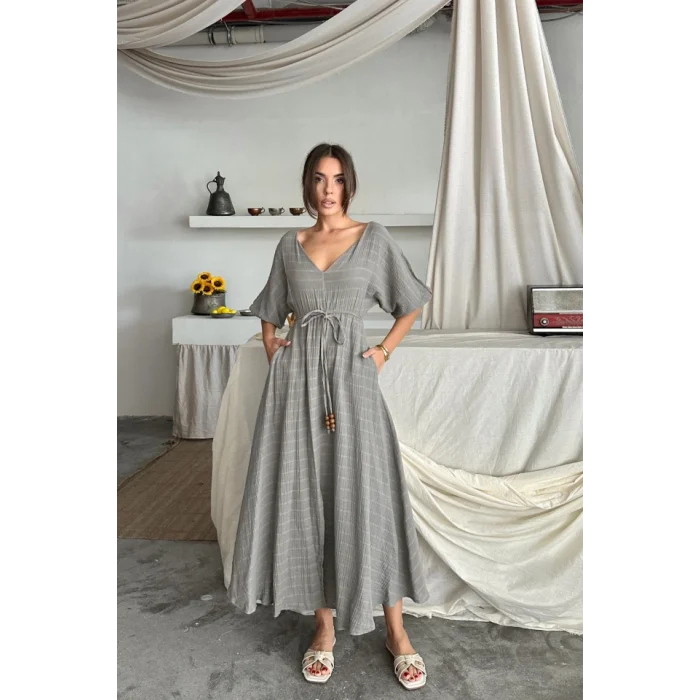 V YAKA BEL BONCUK BAĞLAMALI MÜSLİN ELBİSE YIRTMAÇ DETAYLI - Gri
