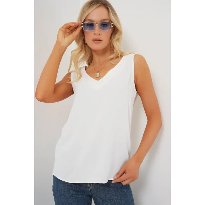 V Yaka Sıfır Kol Bluz 950 - Beyaz
