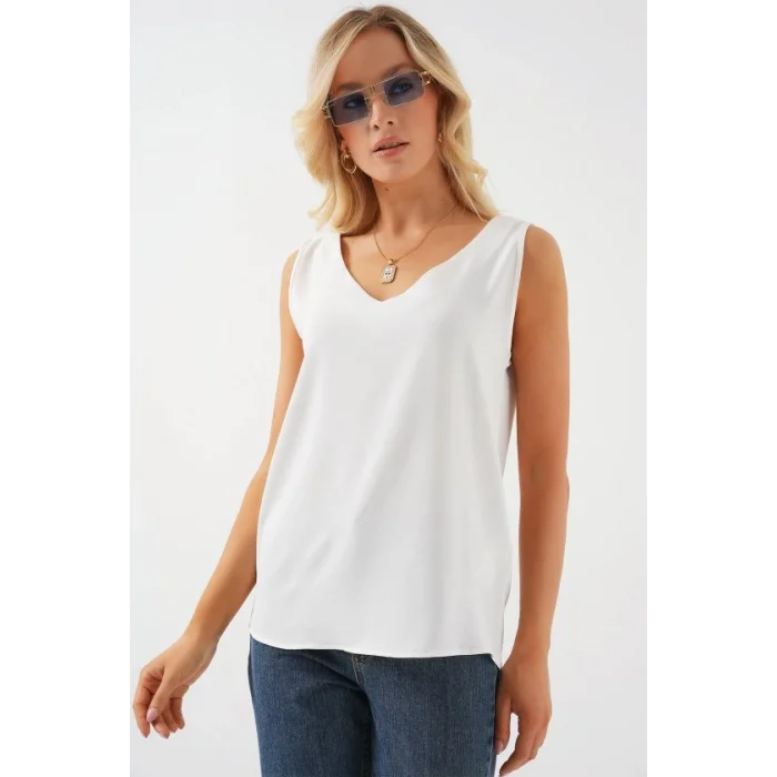 V Yaka Sıfır Kol Bluz 950 - Beyaz