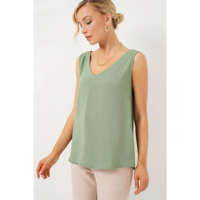 V Yaka Sıfır Kol Bluz 950 - Çağla