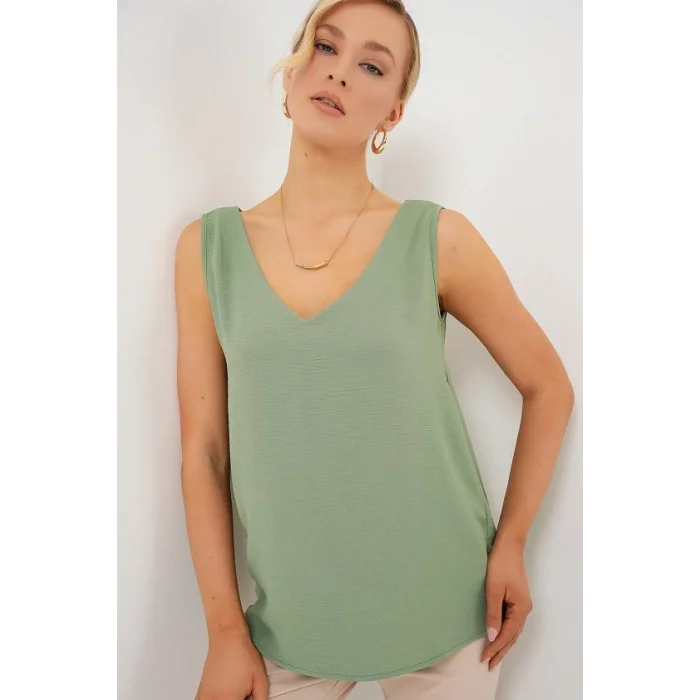 V Yaka Sıfır Kol Bluz 950 - Çağla