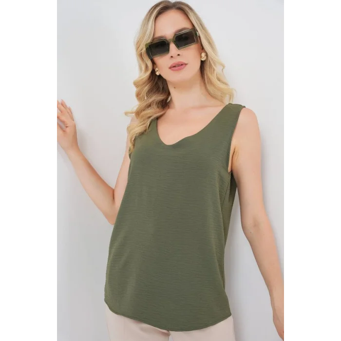 V Yaka Sıfır Kol Bluz 950 - Haki