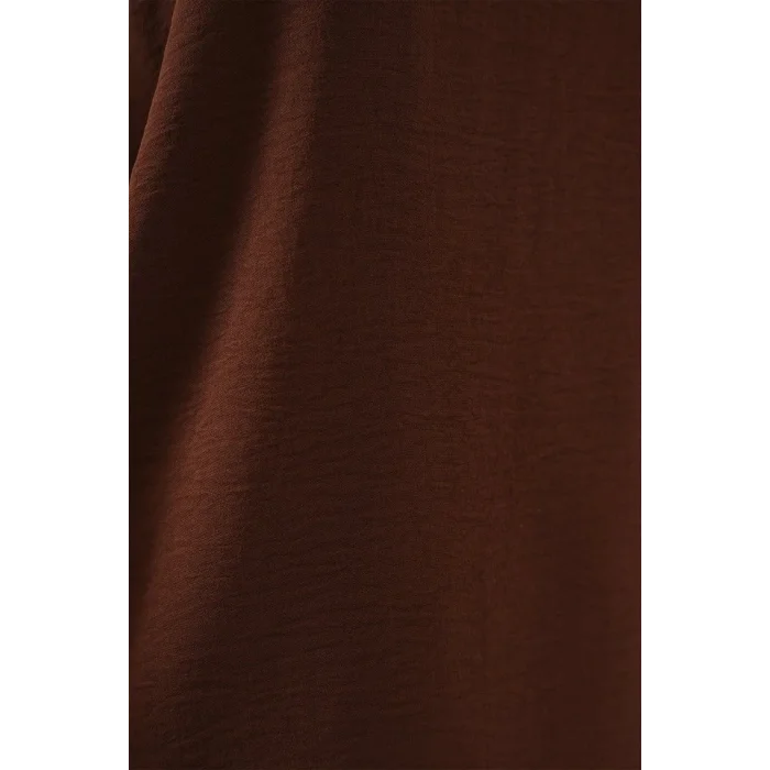 V Yaka Sıfır Kol Bluz 950 - Kahverengi