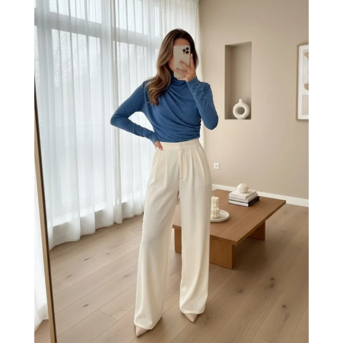 Yarım Boğaz Büzgülü Sandy Bluz        -İndigo