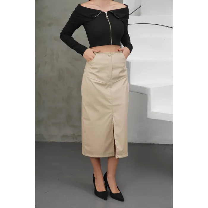 Yırtmaçlı uzun deri etek bej