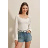 0465 Balon Kollu Örme Bluz - Beyaz
