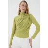 925 Büzgü Detaylı Sandy Bluz - E.Yeşil