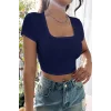 Kadın Lacivert Yarım Kol Düz Yaka Crop Top Bluz – Şık, Rahat ve Kolay Kombinlenebilir