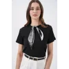 Kısa Kol Fularlı Örme Bluz 981 - Siyah