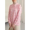 Top Düğmeli Yakası Dantelli Desenli Jakar Gömlek -Pembe