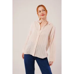 Düğmeli Ve Çizgi Detaylı Krem Gömlek