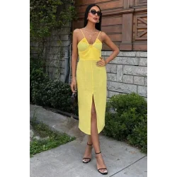 Göğsü Aksesuarlı Önü Yırtmaçlı Elbise 2899