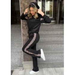 Kadın Kapüşonlu Leopar Detay Sweat Ve Yüksek Bel Yanları Leopar şeritli Bol Paça Pantolon Ikili Takım